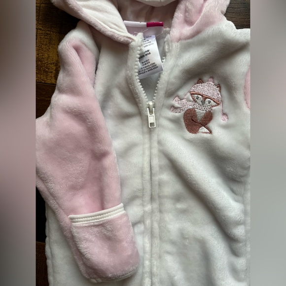 3/$25 💥 Super Soft Bunting Suit - Picture 2 of 5